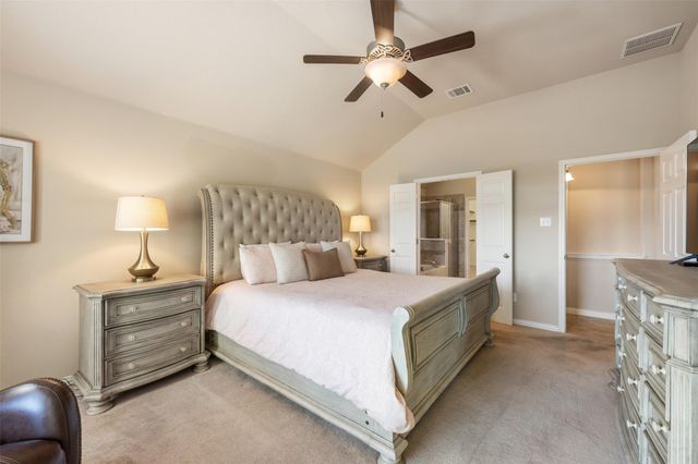 8113 Cannon CT, Lago Vista, TX 78645