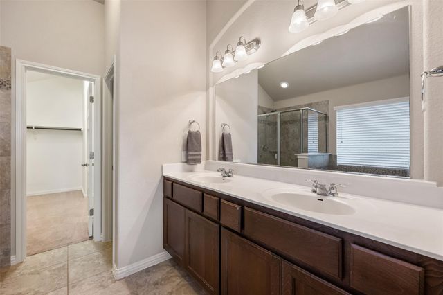 8113 Cannon CT, Lago Vista, TX 78645