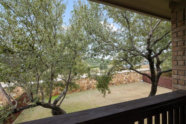 8113 Cannon CT, Lago Vista, TX 78645