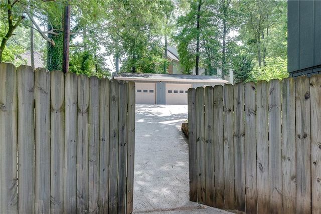 3804 Cline Drive SE, Smyrna, GA 30082