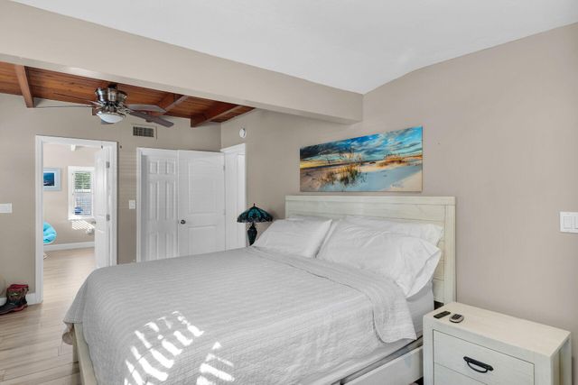 28 Tarpon Avenue, Key Largo, FL 33037