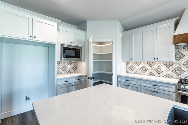 27909 E 107th Street S, Coweta, OK 74429