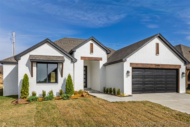 27909 E 107th Street S, Coweta, OK 74429