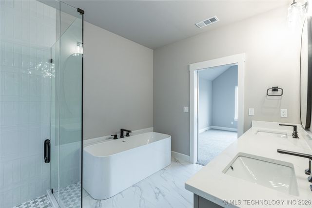 27909 E 107th Street S, Coweta, OK 74429