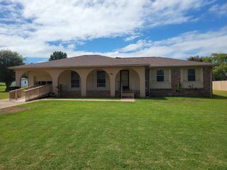 1205 Beverly Dr, Pulaski, TN 38478