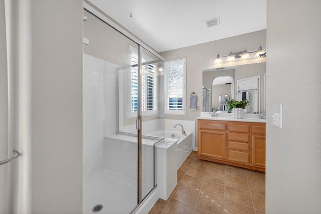 12320 Pawcatuck Way, Rancho Cordova, CA 95742