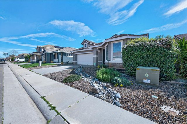 12320 Pawcatuck Way, Rancho Cordova, CA 95742