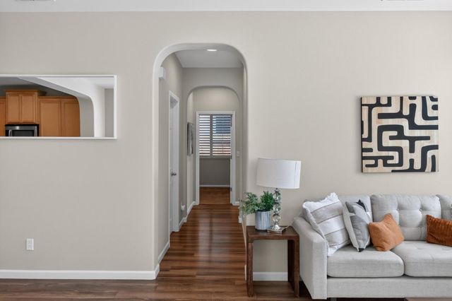 12320 Pawcatuck Way, Rancho Cordova, CA 95742