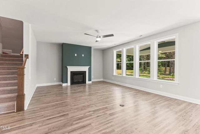 40 W Victoria Ridge Drive 18, Selma, NC 27576