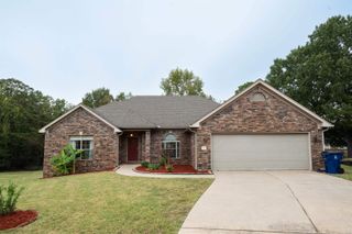 7 Glacier Cove, Maumelle, AR 72113