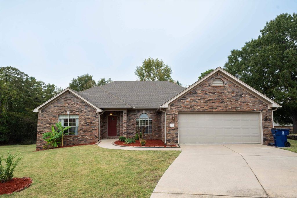 7 Glacier Cove, Maumelle, AR 72113