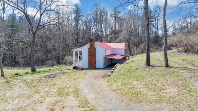 9537-9539 Floyd Hwy, Copper Hill, VA 24079