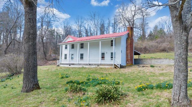 9537-9539 Floyd Hwy, Copper Hill, VA 24079