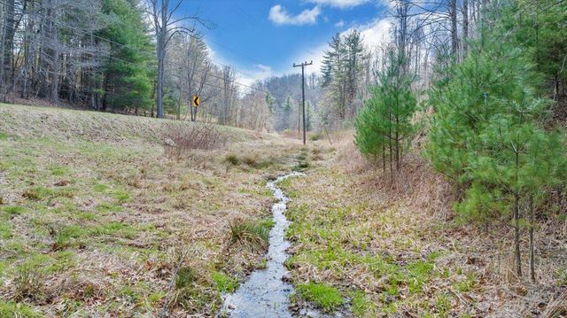 9537-9539 Floyd Hwy, Copper Hill, VA 24079