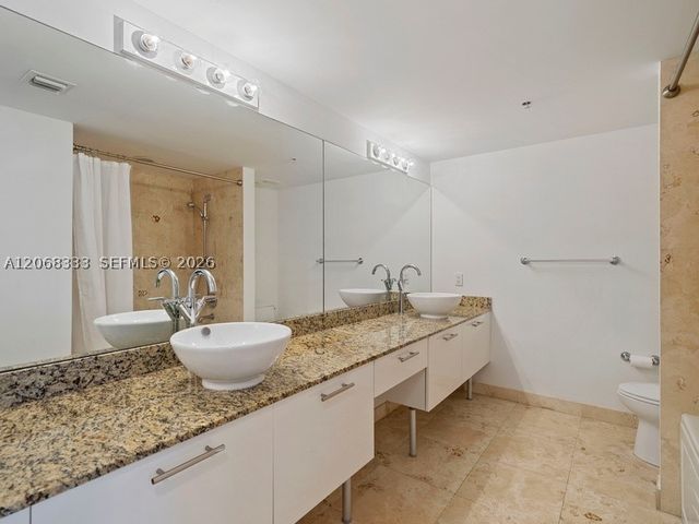 41 SE 5th St 2310, Miami, FL 33131