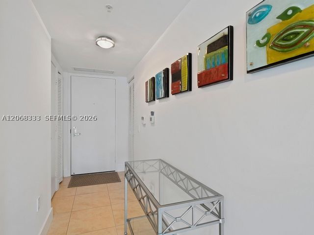 41 SE 5th St 2310, Miami, FL 33131