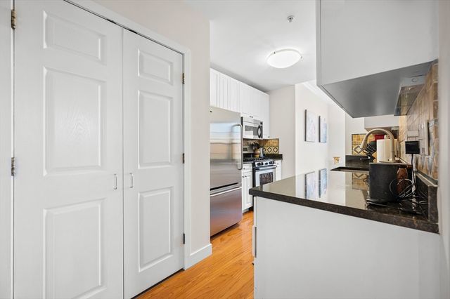 519 Harrison Avenue D613, Boston, MA 02118