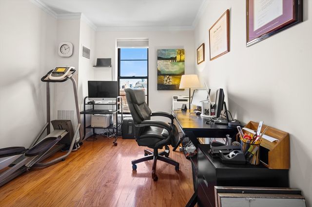 519 Harrison Avenue D613, Boston, MA 02118