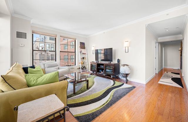 519 Harrison Avenue D613, Boston, MA 02118