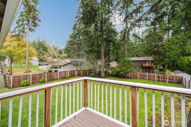3481 Redwing Trail NW, Bremerton, WA 98312