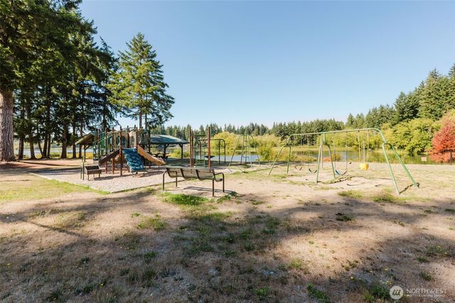 3481 Redwing Trail NW, Bremerton, WA 98312