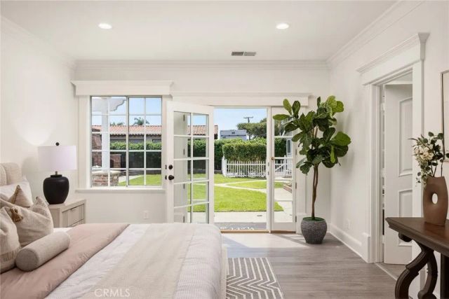403 S Valley Center Avenue, Glendora, CA 91741