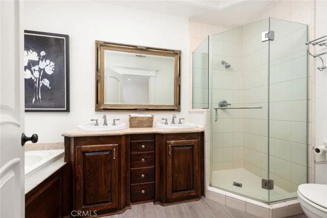 403 S Valley Center Avenue, Glendora, CA 91741