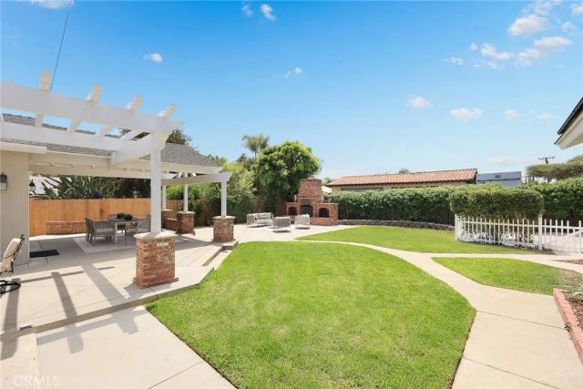 403 S Valley Center Avenue, Glendora, CA 91741