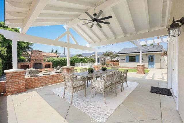 403 S Valley Center Avenue, Glendora, CA 91741