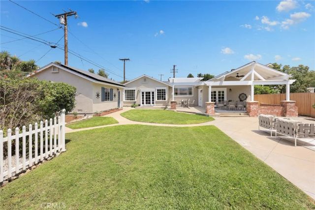 403 S Valley Center Avenue, Glendora, CA 91741