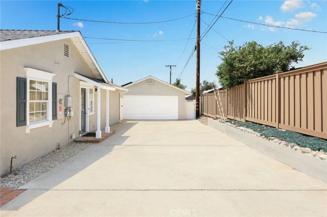 403 S Valley Center Avenue, Glendora, CA 91741