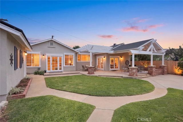 403 S Valley Center Avenue, Glendora, CA 91741