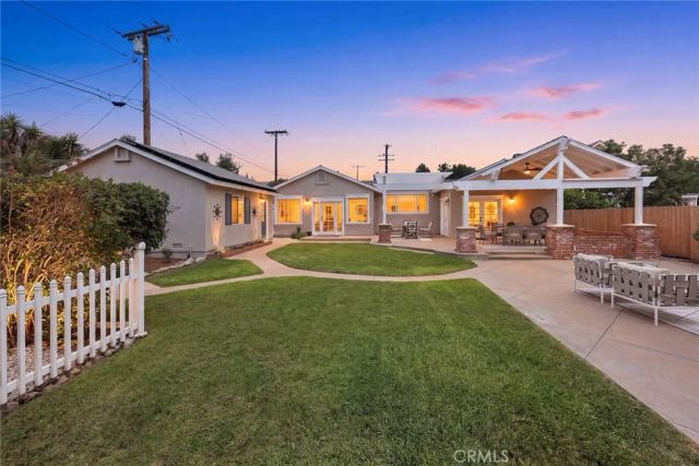 403 S Valley Center Avenue, Glendora, CA 91741