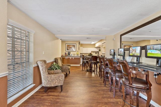 6263 Westheimer Road 680, Houston, TX 77057