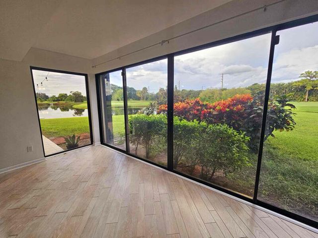 5246 Fountains Drive S, Lake Worth, FL 33467