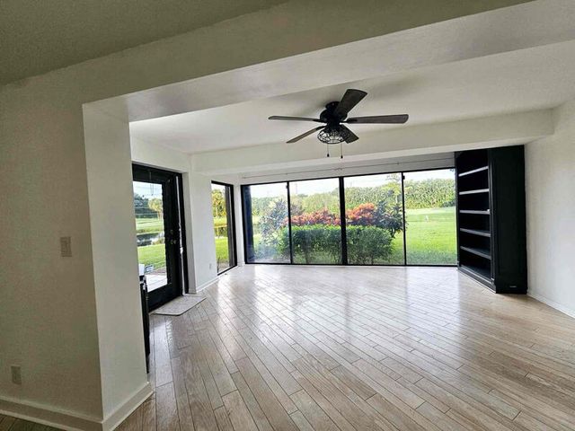 5246 Fountains Drive S, Lake Worth, FL 33467