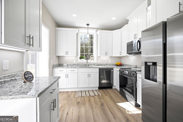 737 Broad River Road, Carlton, GA 30627