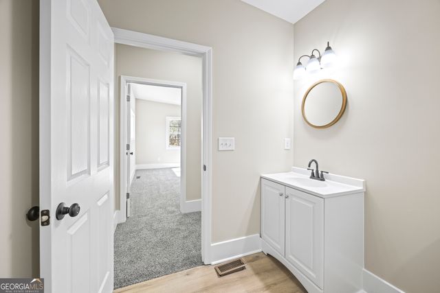 737 Broad River Road, Carlton, GA 30627