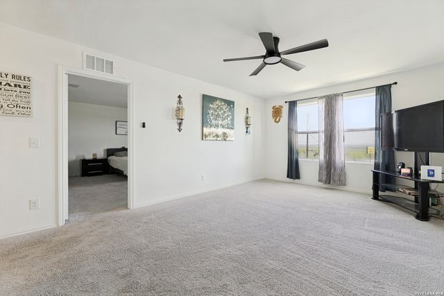 5810 Rue Picasso, Converse, TX 78109