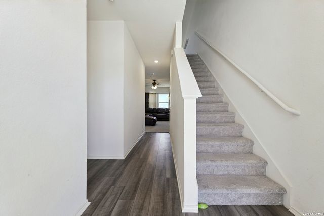 5810 Rue Picasso, Converse, TX 78109