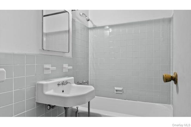 800 Grand Concourse 1CN, Bronx, NY 10451