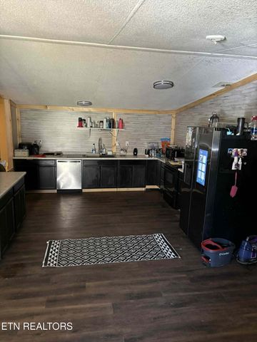 104 Green Acres, Clarkrange, TN 38553