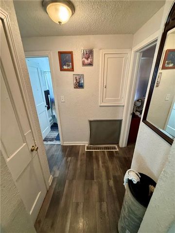 7444 Park Avenue, Kansas City, MO 64132