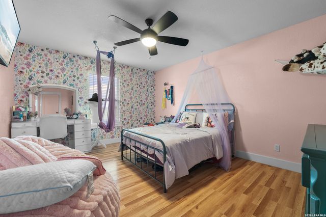 1591 Leissner School, Seguin, TX 78155
