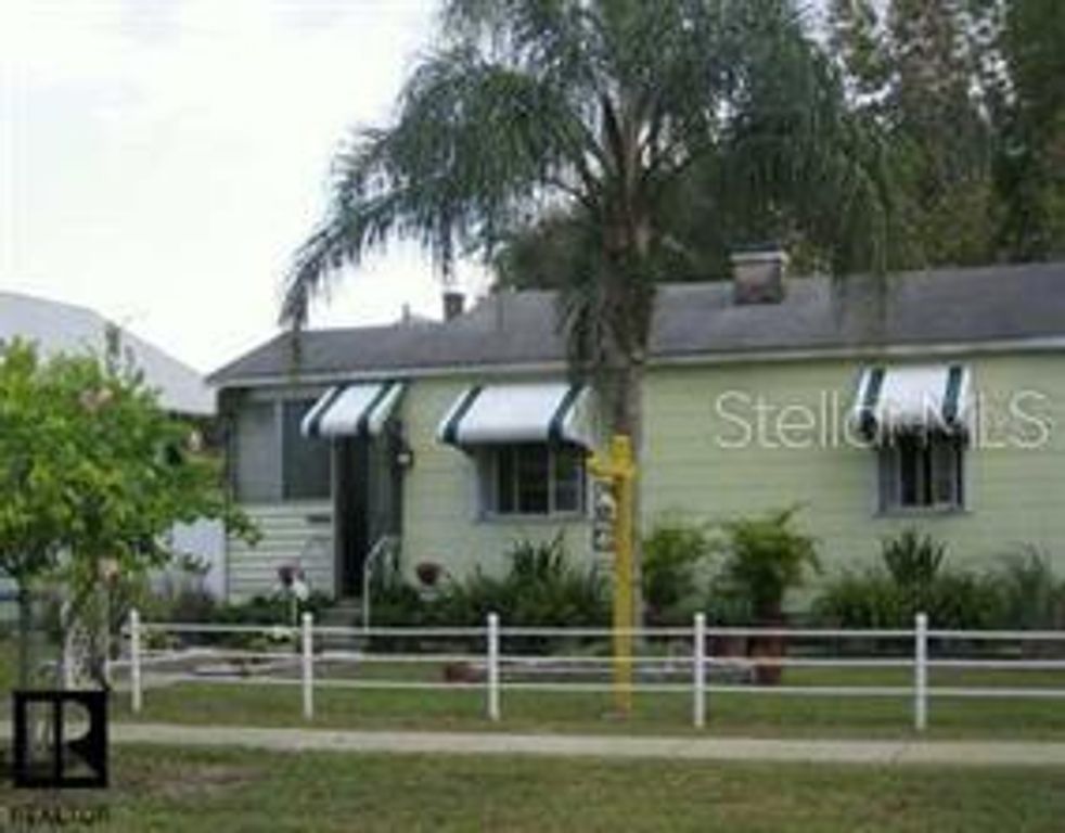 2122 6TH AVENUE N, St Petersburg, FL 33713