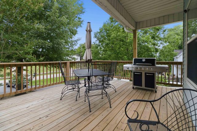 138 W French Avenue, Burnside, KY 42519
