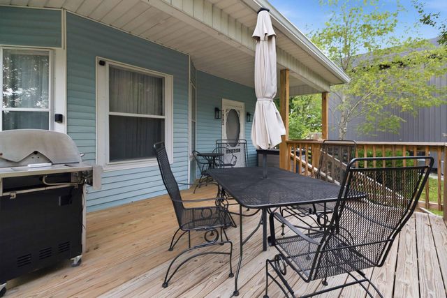 138 W French Avenue, Burnside, KY 42519