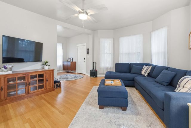 138 W French Avenue, Burnside, KY 42519
