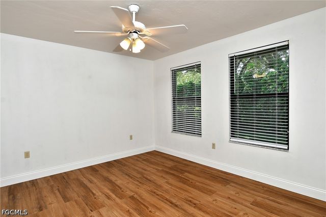 11477 Longshore WAY W, Naples, FL 34119