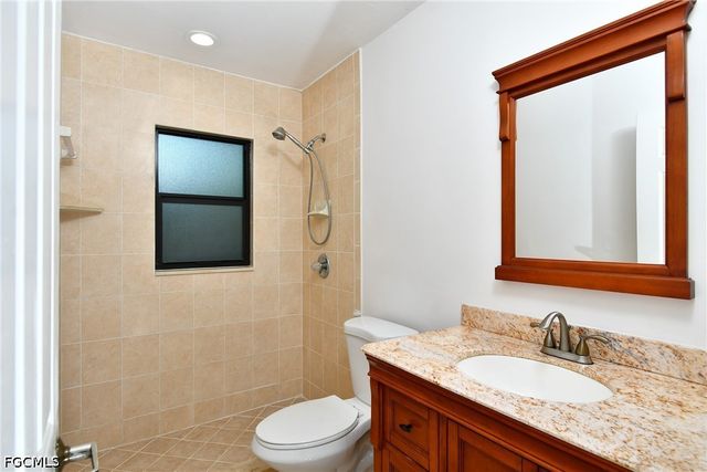 11477 Longshore WAY W, Naples, FL 34119